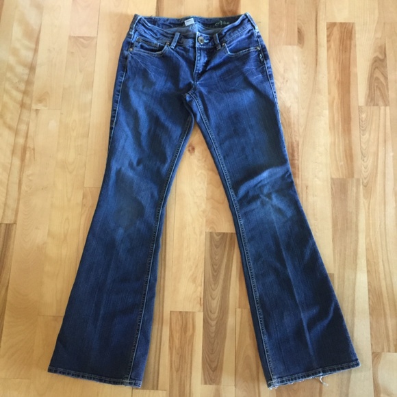 SILVER AIKO Mid-Rise Boot Cut Dark Jeans Stretch - Picture 2 of 8